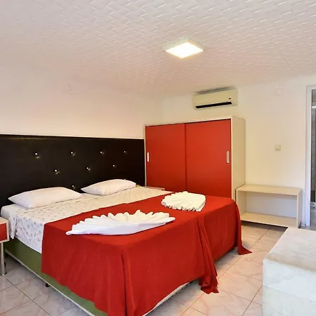 호텔 Altinkum Bungalow 3*