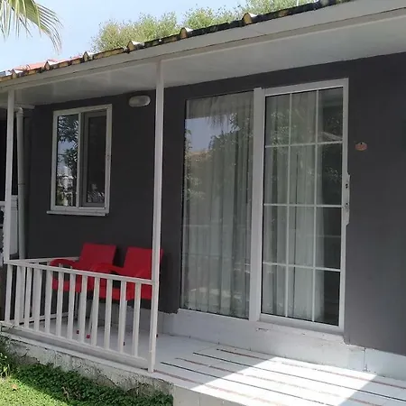 Altinkum Bungalow 3*
